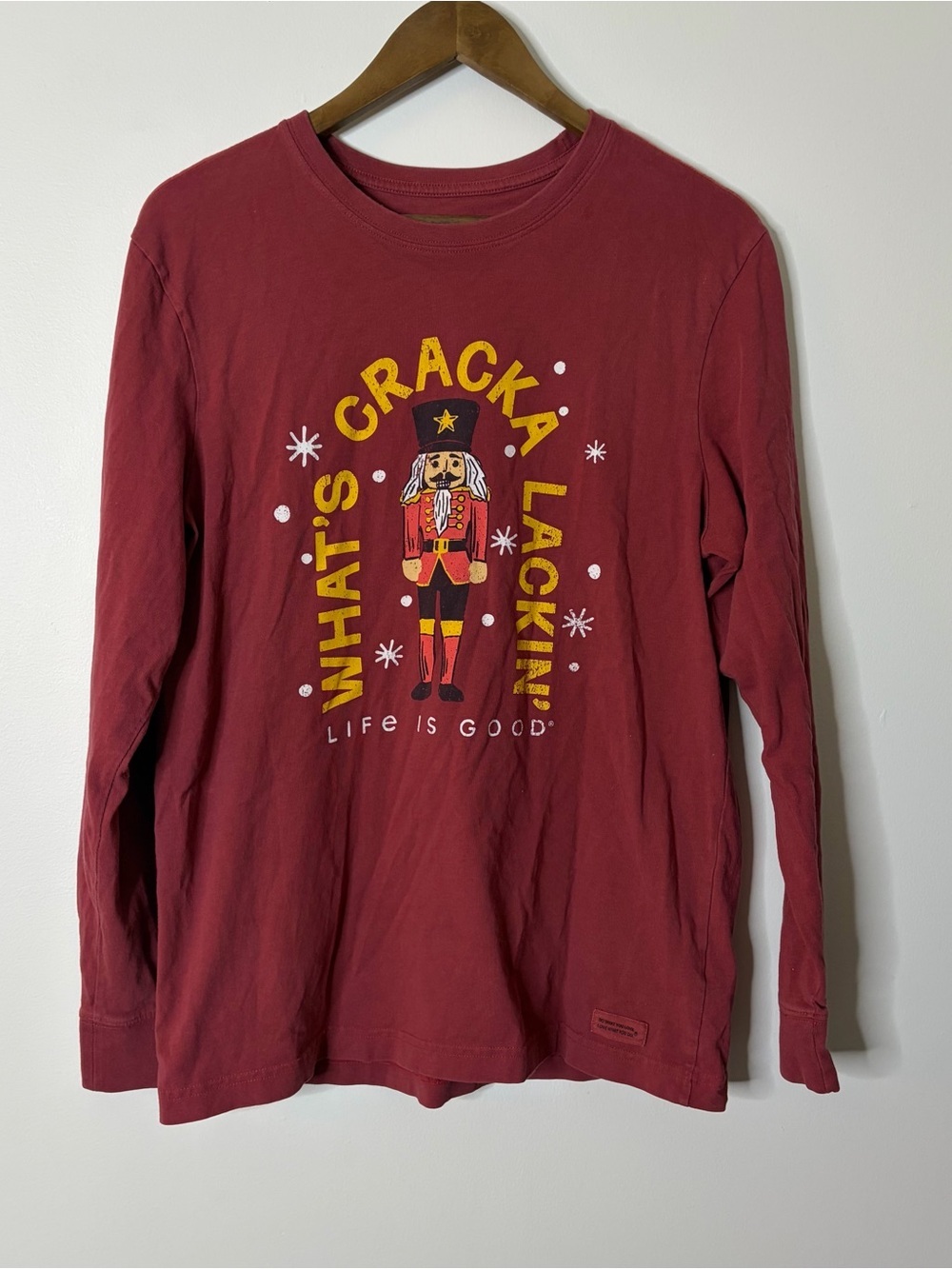 Life Is Good Nutcracker Shirt Medium - Picture 1 of 5